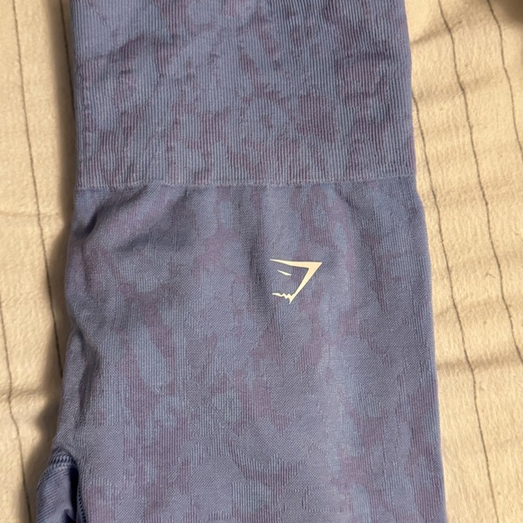 Gym shark legging - Picture 1 of 3